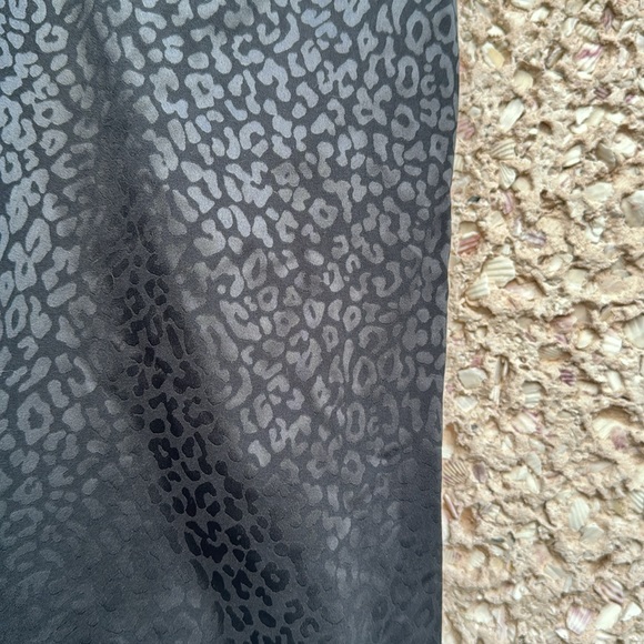 Dolce & Gabbana Chemise Slip Leopard Print NWT - Picture 4 of 9